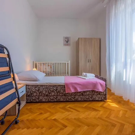 Appartement In 39111