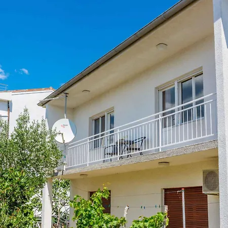 Apartment In 39111